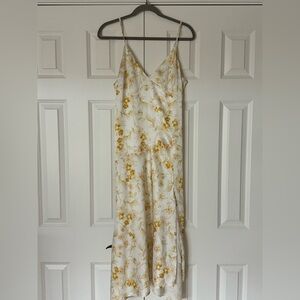 Elegant Floral Maxi Dress in Yellow and White